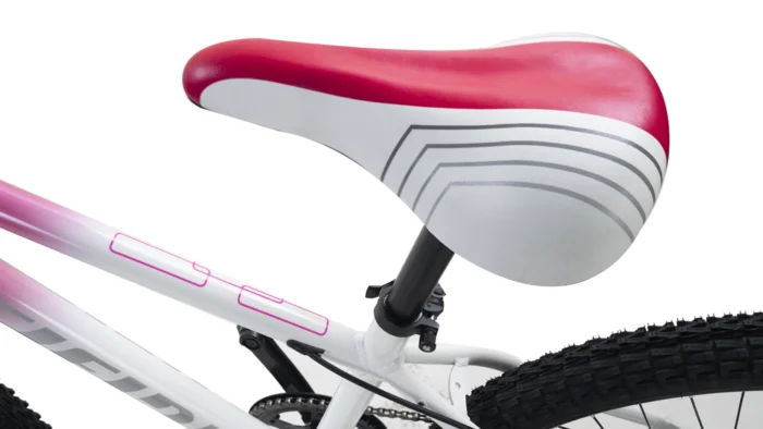Lucifire Vintage White & Pink saddle detail